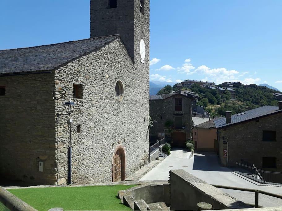 Apartament Gran Pirineu Montferrer Zewnętrze zdjęcie