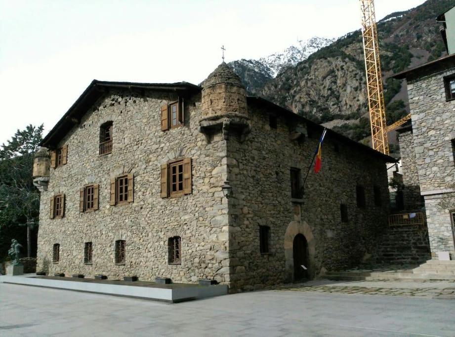 Apartament Gran Pirineu Montferrer Zewnętrze zdjęcie