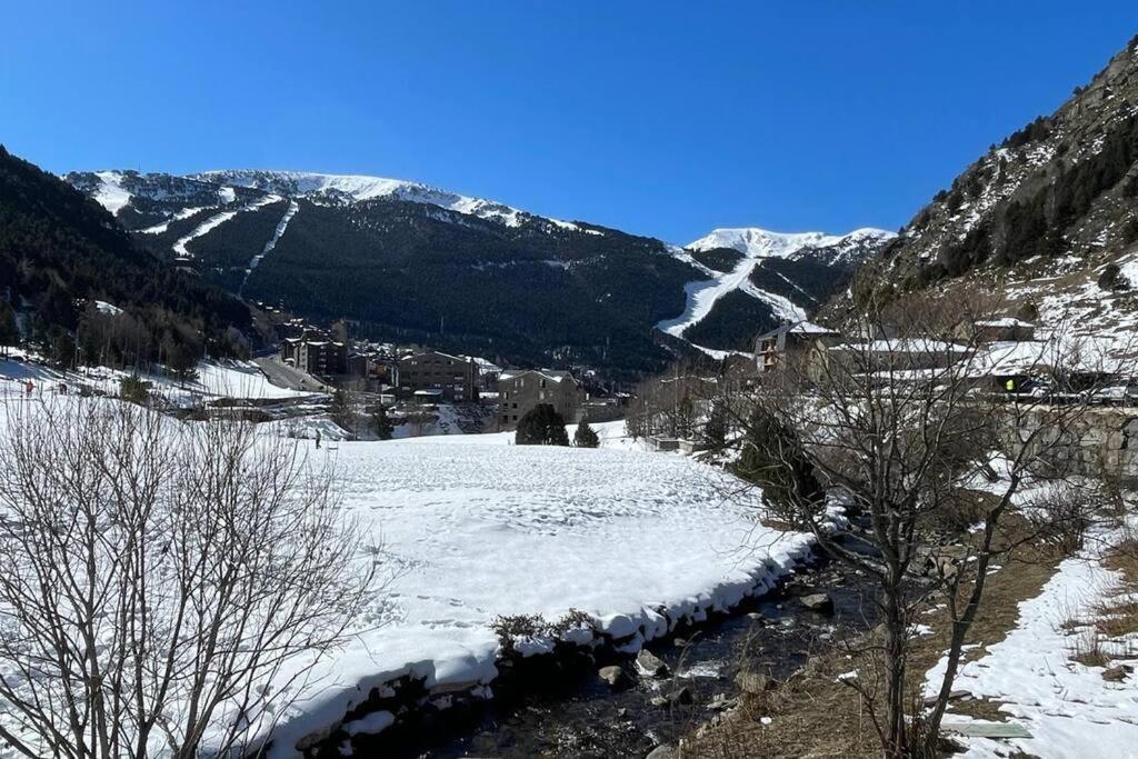 Apartament Gran Pirineu Montferrer Zewnętrze zdjęcie