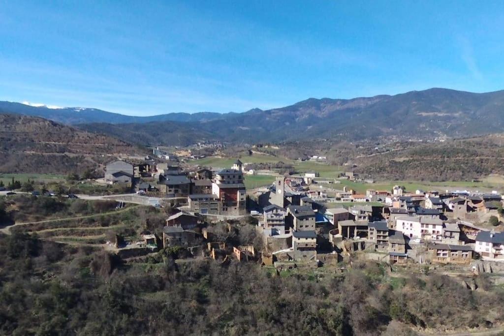 Apartament Gran Pirineu Montferrer Zewnętrze zdjęcie